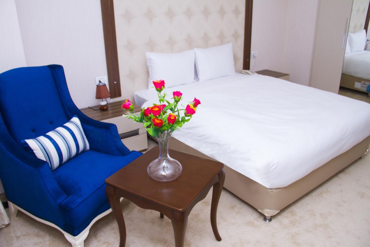 Continent Hotel บากู ภายนอก รูปภาพ