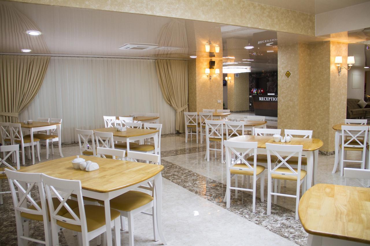 Continent Hotel บากู ภายนอก รูปภาพ