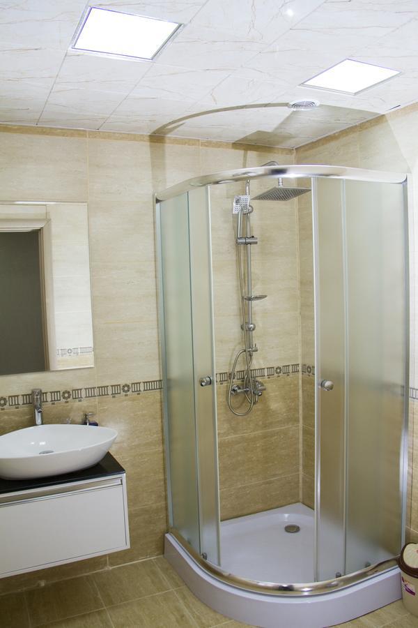 Continent Hotel บากู ภายนอก รูปภาพ