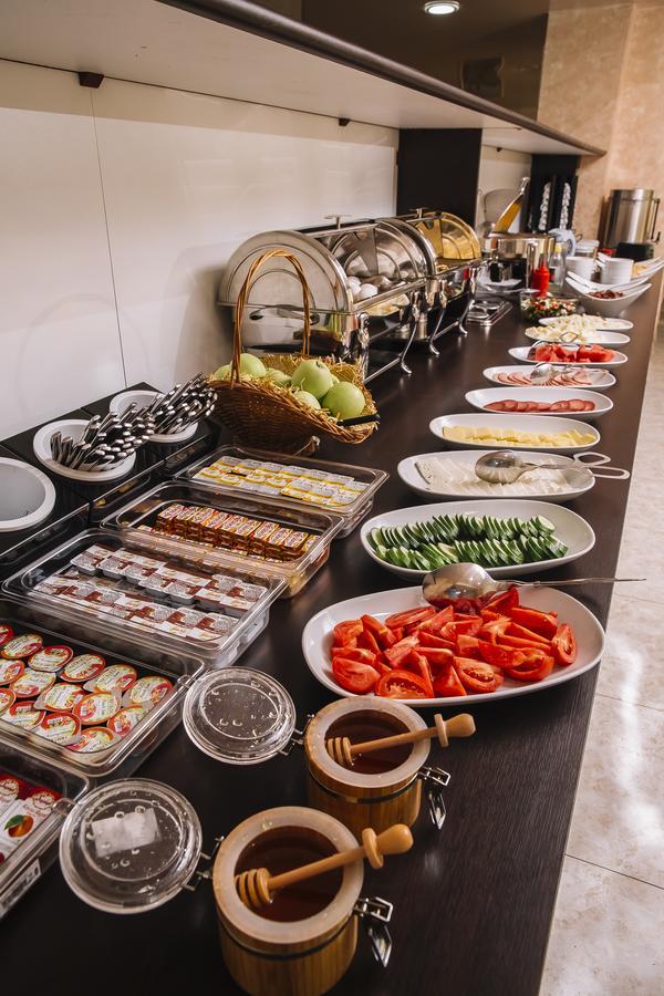 Continent Hotel บากู ภายนอก รูปภาพ